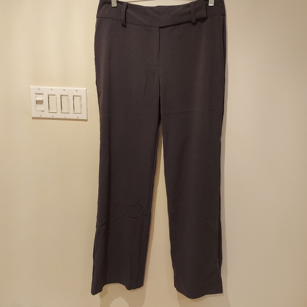Ladies Ninety dress pants size 10